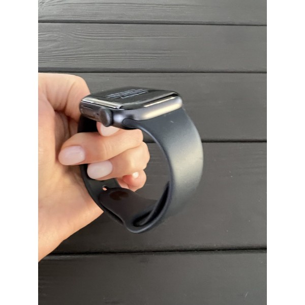 Apple Watch Series 5 40mm Space Gray