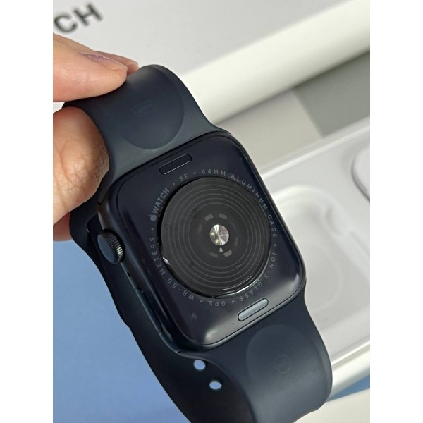 Apple Watch SE (2-го поколения) 44mm Midnight