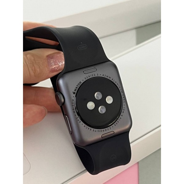 Apple Watch Series 3 42mm Space Gray