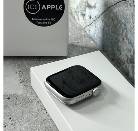 Apple Watch SE 44mm Silver