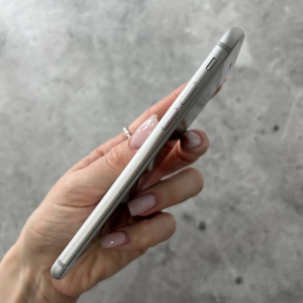 Apple iPhone 8 64gb Silver