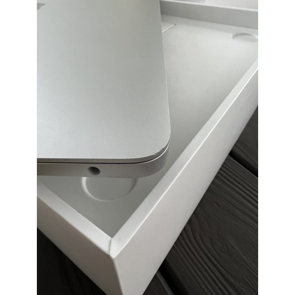 Apple Macbook Air (2020) M1 256gb Silver