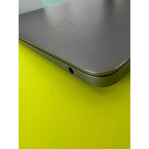 Apple Macbook Air 13" (2020) M1/8GB/256GB Space Gray