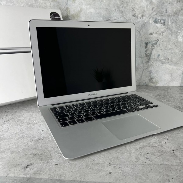 Apple MacBook Air 13 (2017) i5 1,8Ghz/8Gb/128Gb Silver