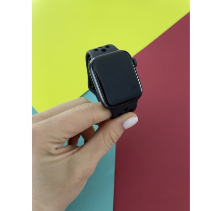 Apple Watch SE 40mm Space Gray Nike+